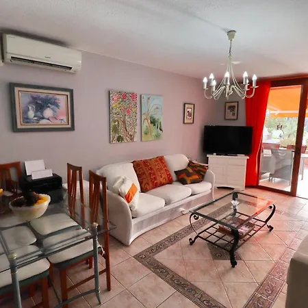 Parque Santiago 2 - 2 Bedroom - 119 - 2,5 Bathroom - Sleeps 5 - Top Location *